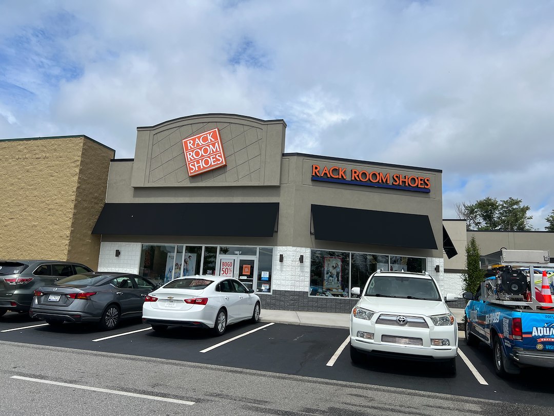 Commercial Storefront Window Cleaning in Spartanburg, SC Thumbnail